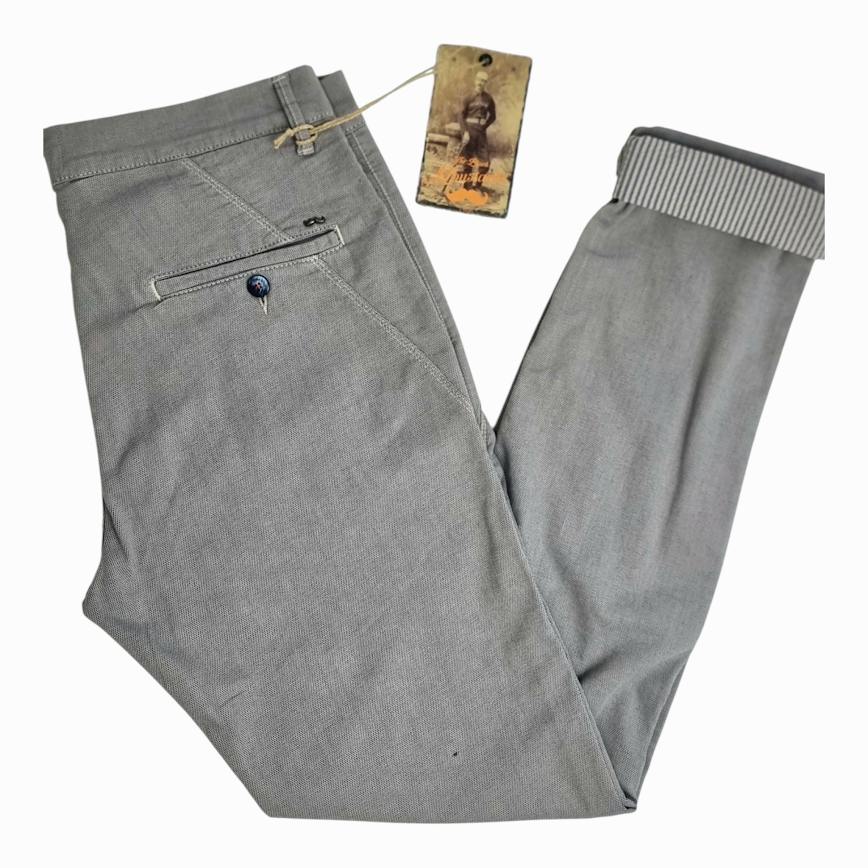 Pantalón chino de corte regular fit Kalumba