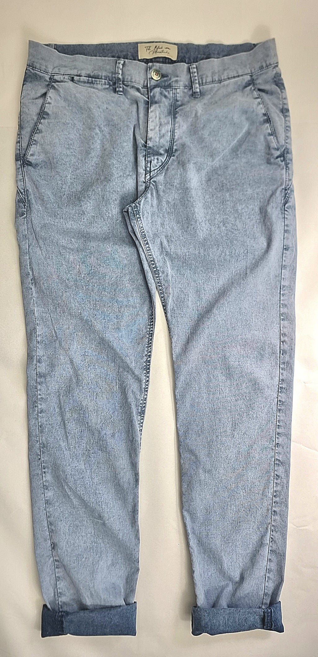 Pantalón de corte slim carbon
