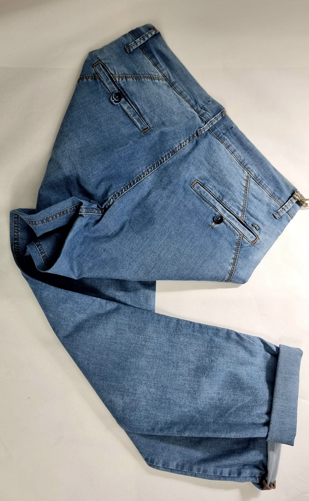 Pantalón de corte slim Alien denim