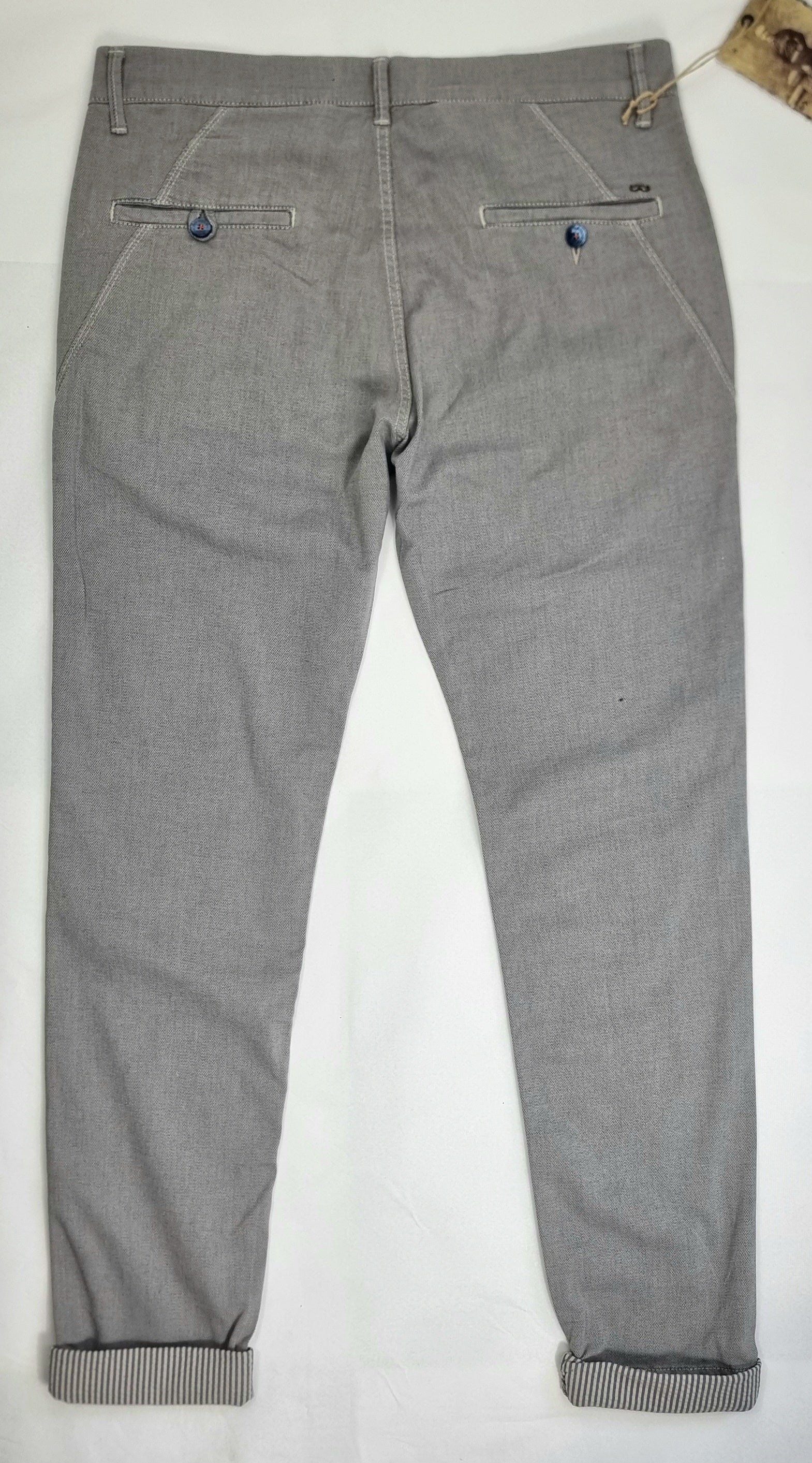 Pantalón de corte slim Alien Ash