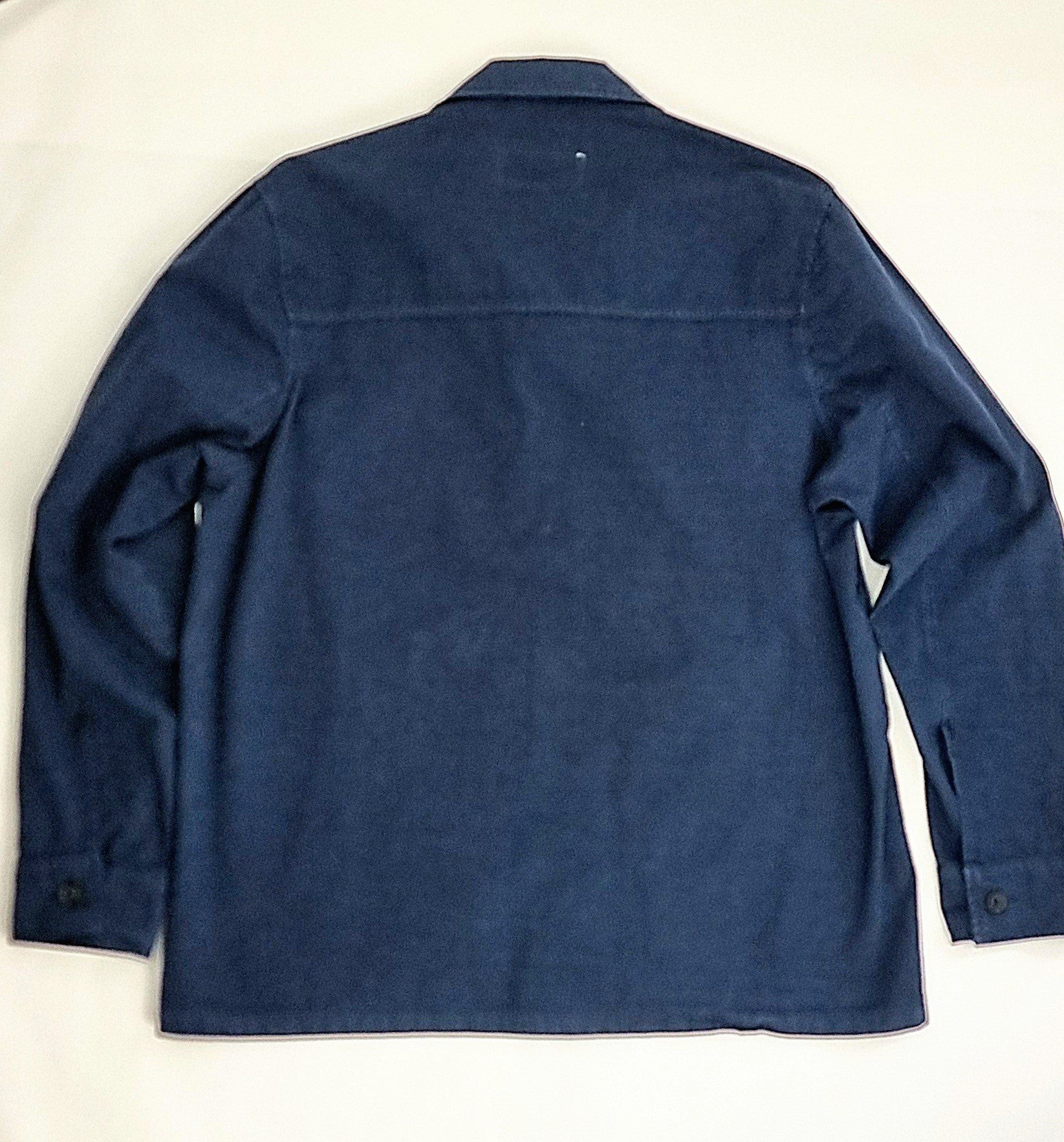 Sobrecamisa con bolsillos en pecho