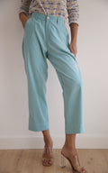 Pantalón con goma en espalda ante color celeste
