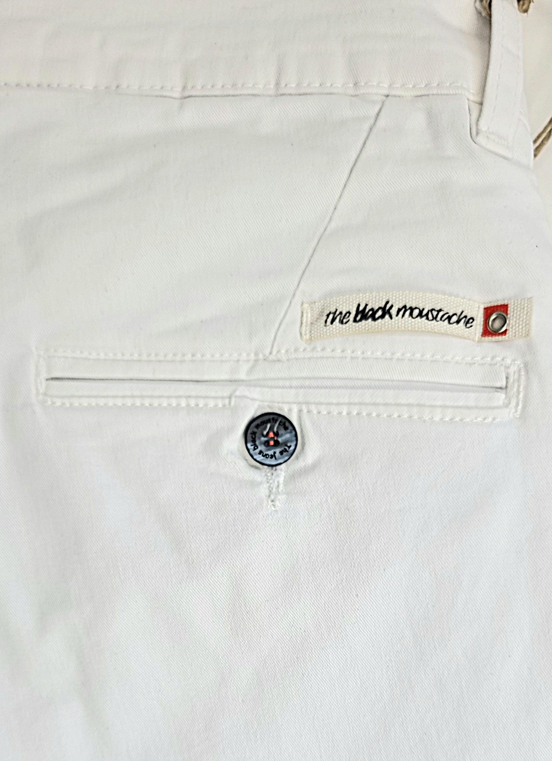 Pantalón chino de corte slim fit