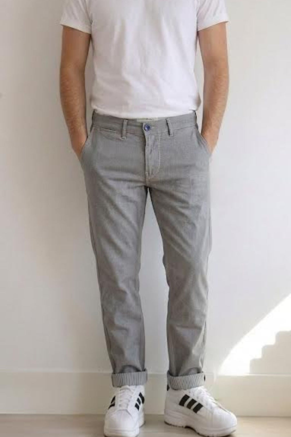Pantalón chino de corte regular fit Kalumba