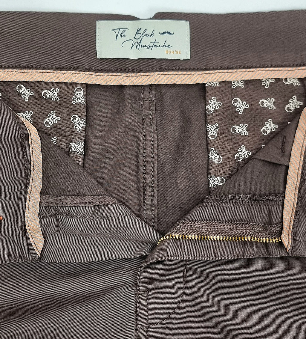 Bermuda chino de corte regular