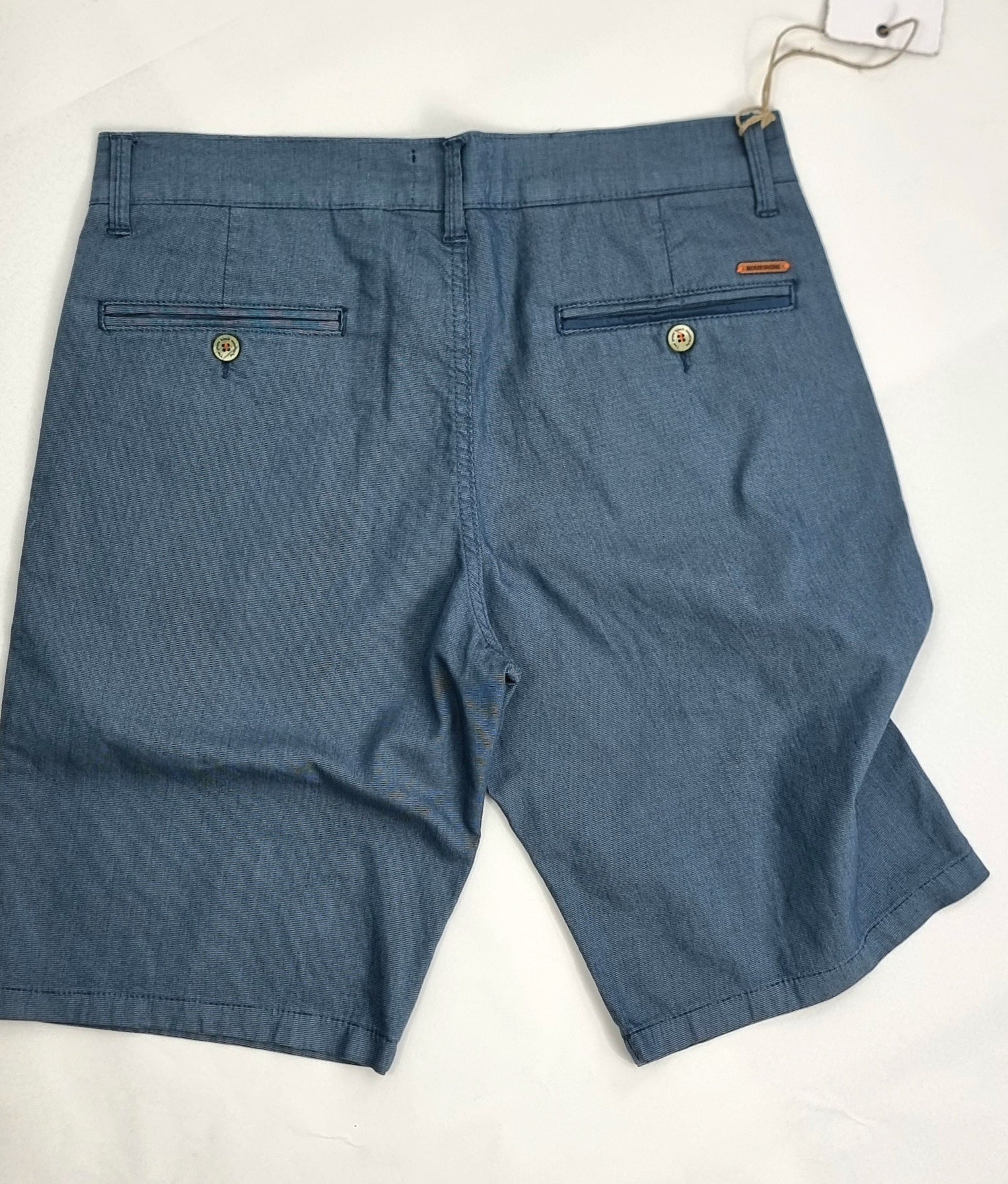 Bermuda chino de corte regular micro