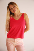 Camiseta con escote de pico