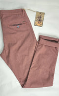 Pantalón chino de corte slim Kalumba