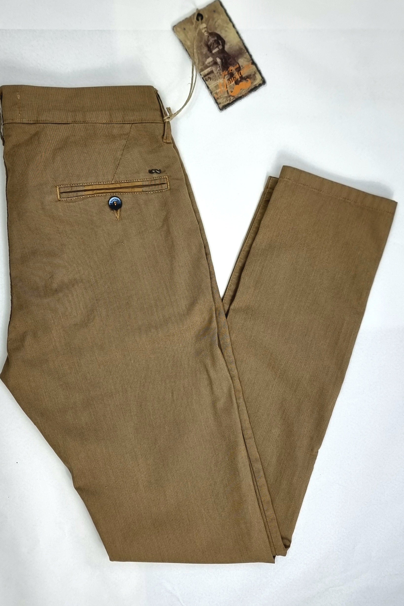 Pantalón chino de micropunto