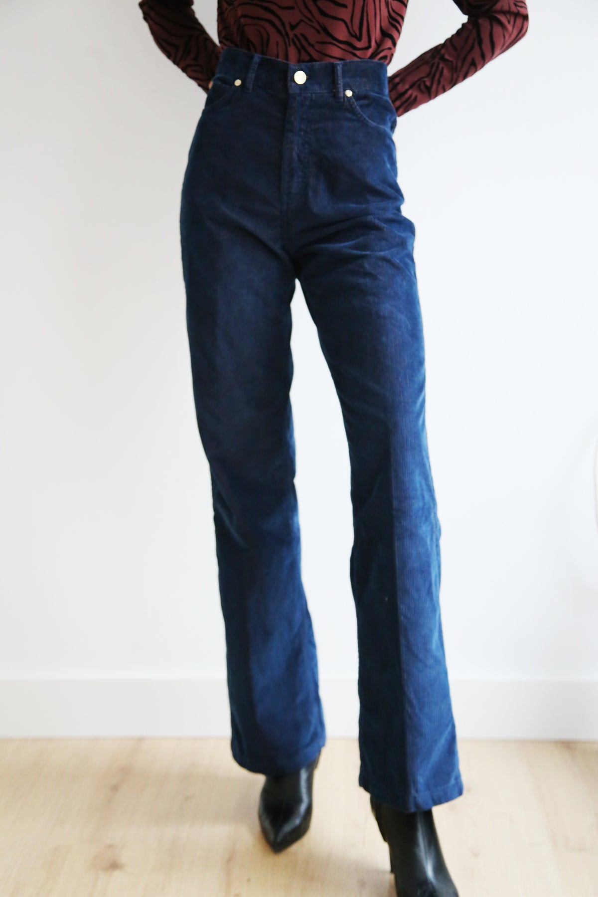 Pantalón pana bicolor, efecto tornasol, corte wide leg,