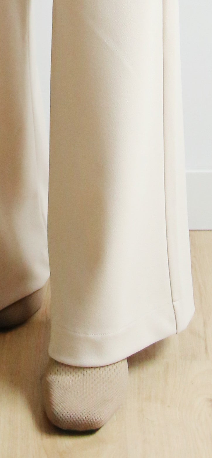 Pantalon confortable, conjunto coordinado.