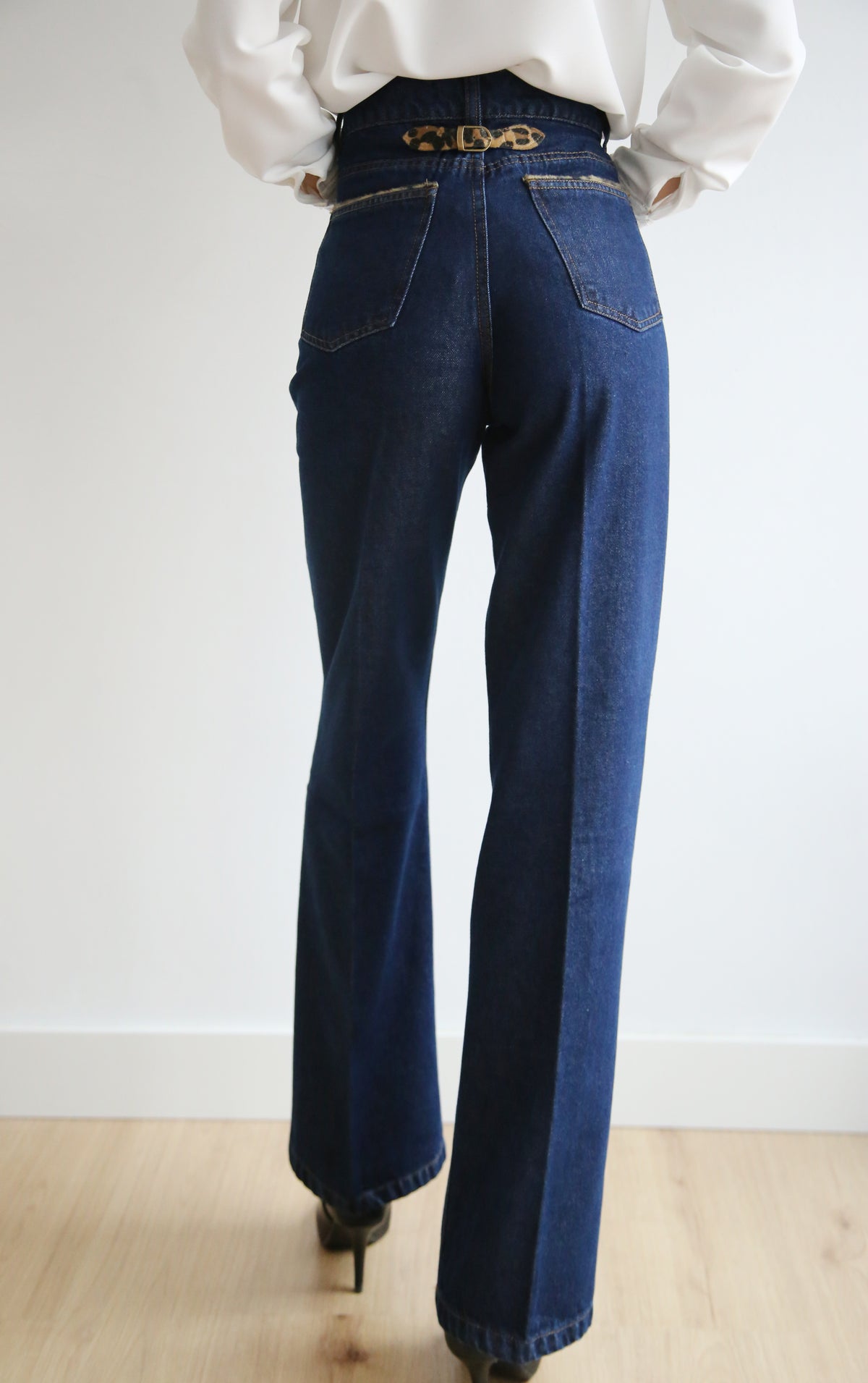 Pantalon wide leg tiro alto. Vaquero tencel