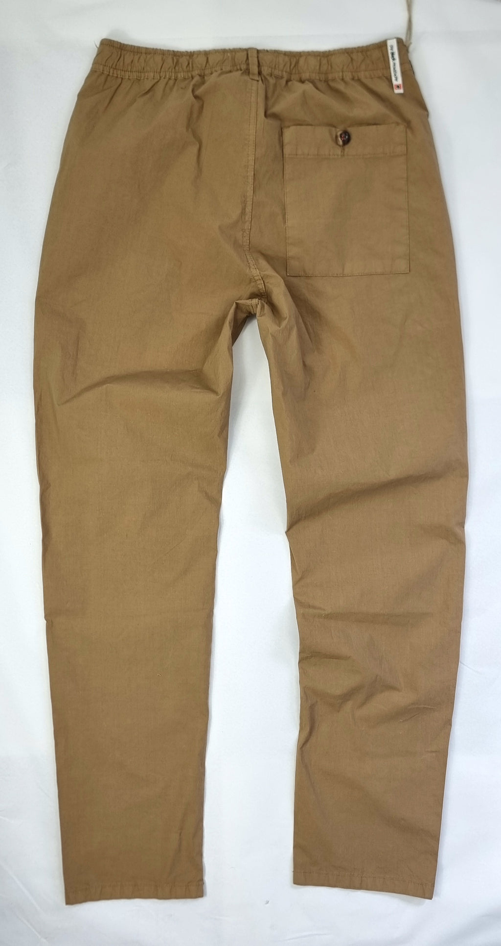Pantalón chino corte recto confort
