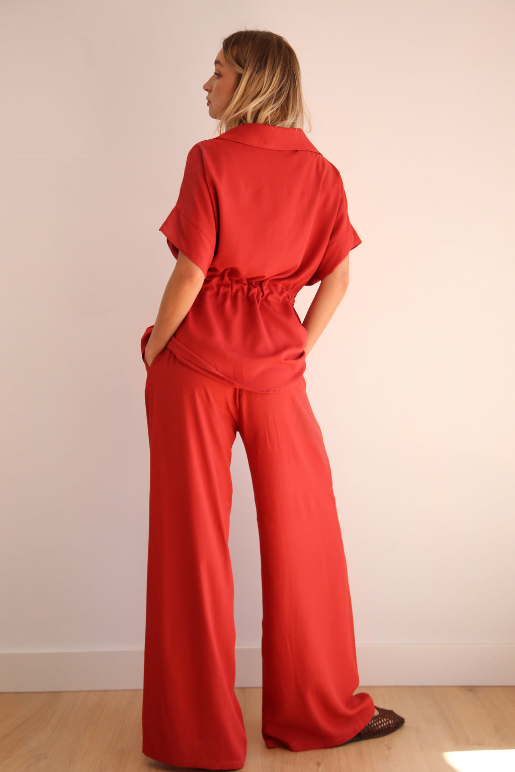 Camisa estilo sahariana