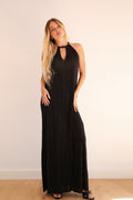 Vestido largo plisado con cadenas