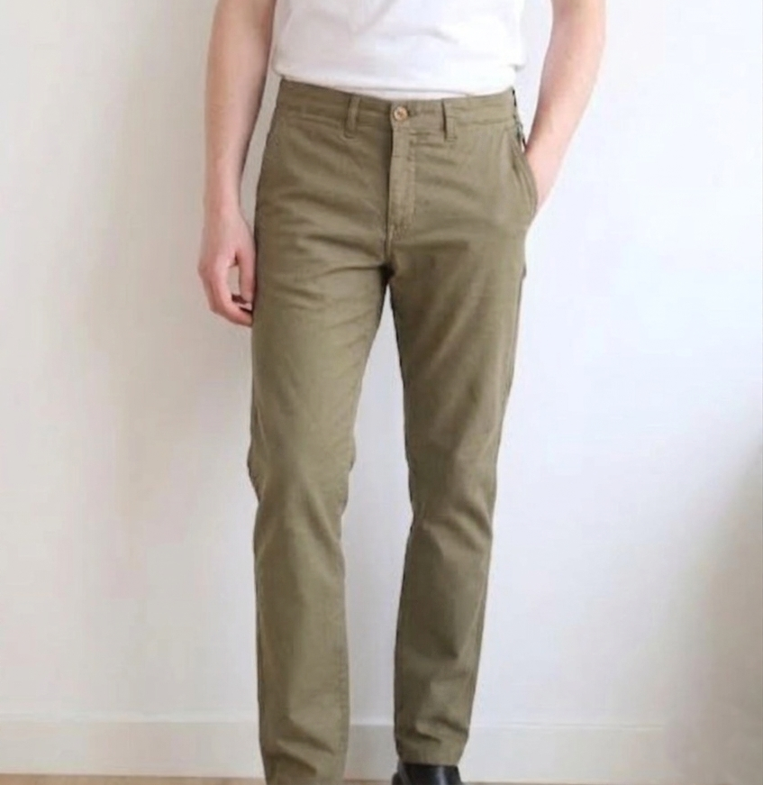 Pantalón chino regular fit tencel color kaki