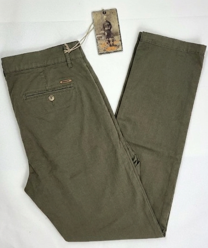 Pantalón chino regular fit tencel color kaki