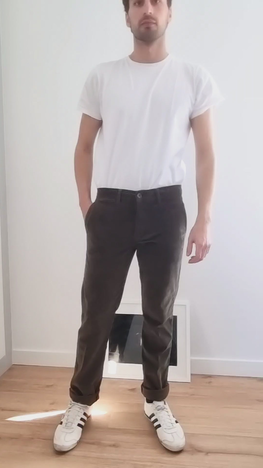 Pantalón chino de pana, corte recto, regular fit hombre, tejido pana, confort térmico.