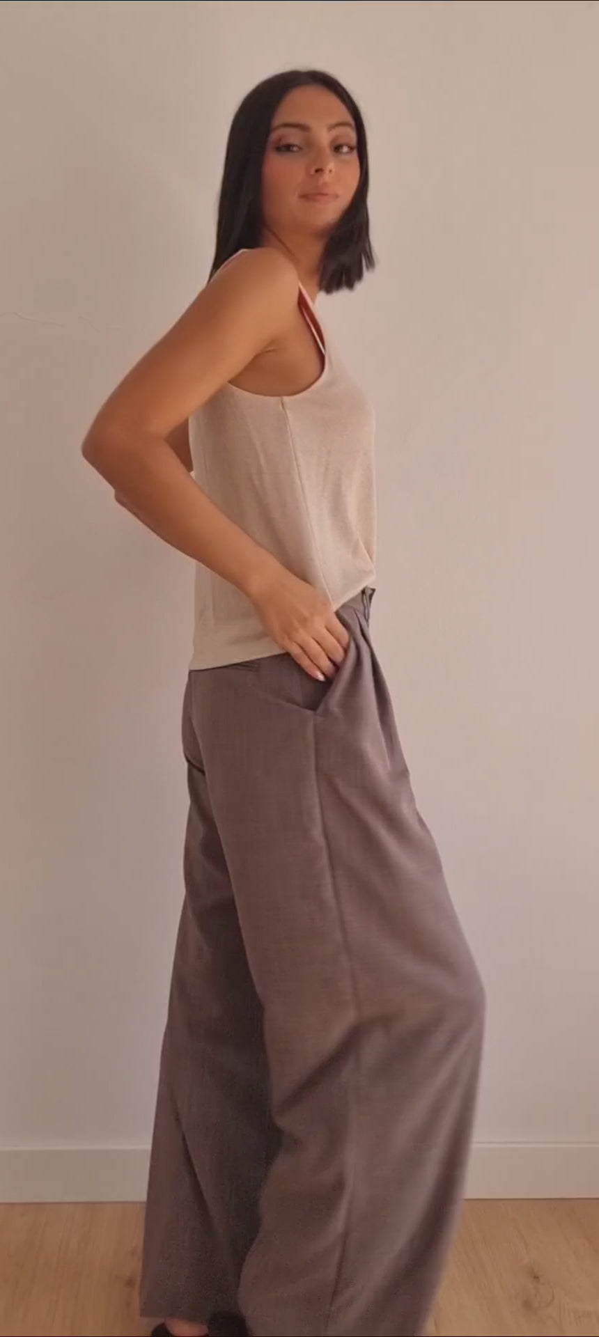 Pantalón ancho con pinzas